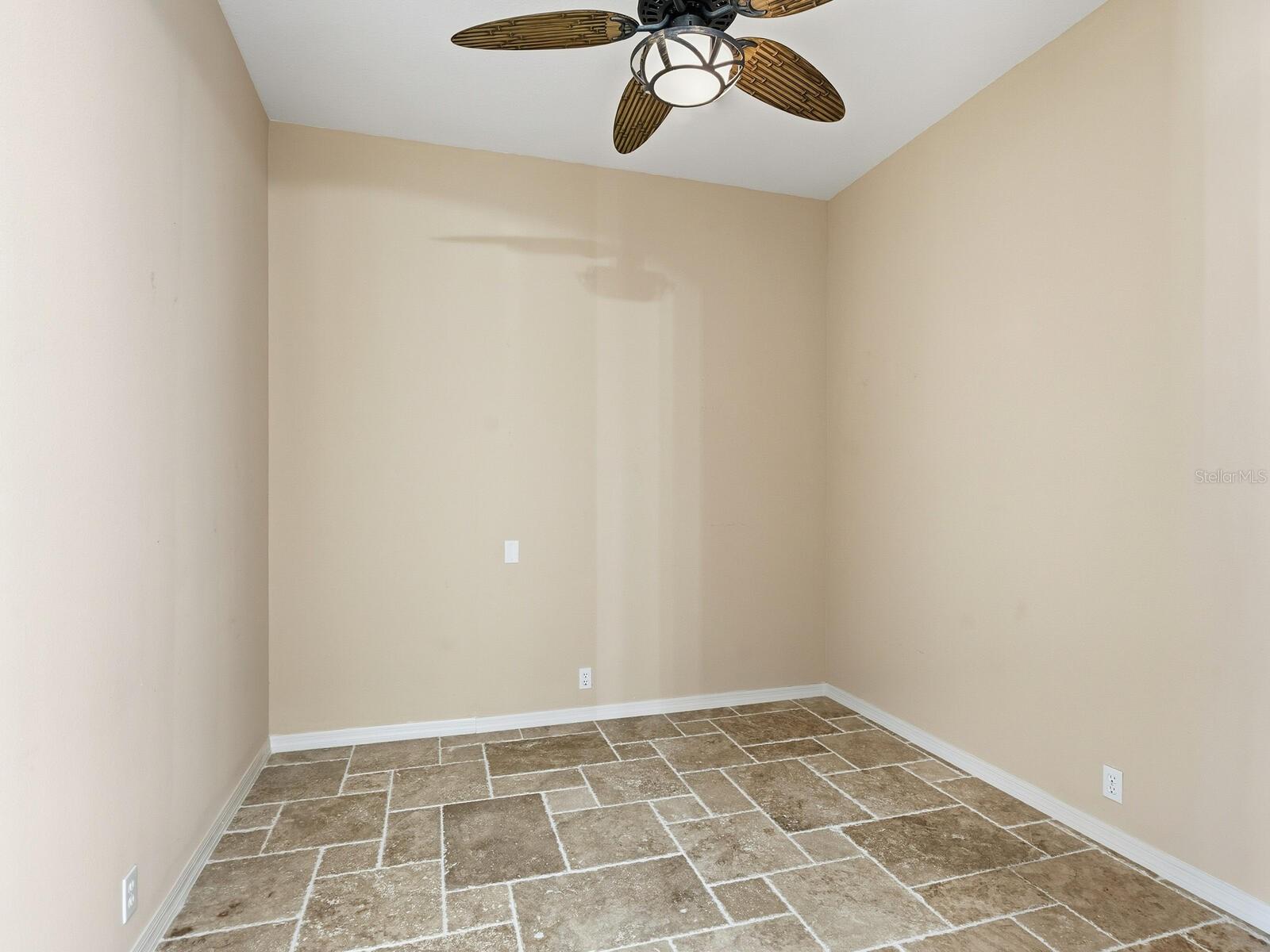 Image 17 of 41 For 1348 Reserve Drive