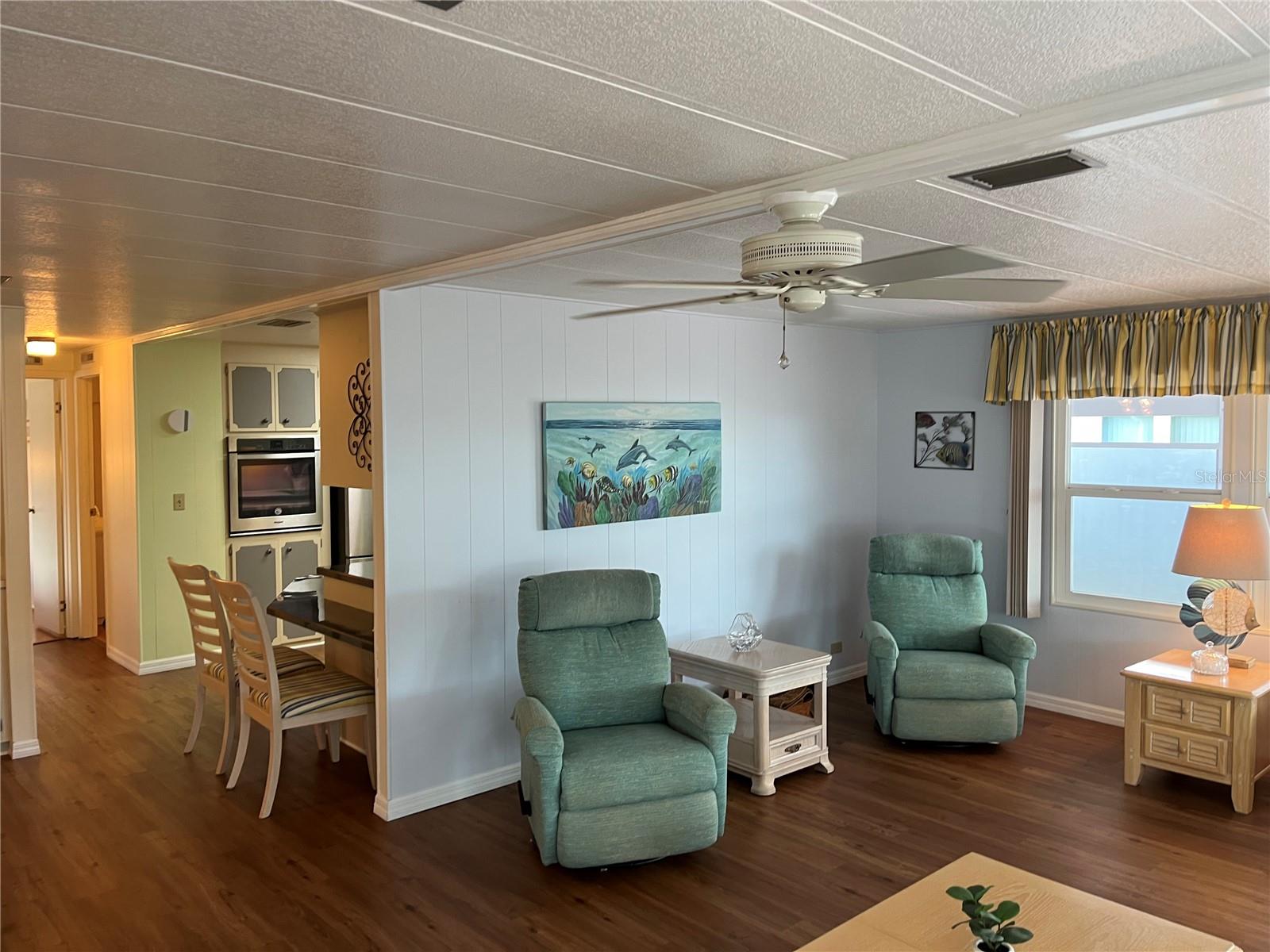 Image 11 of 47 For 826 Jolanda Circle