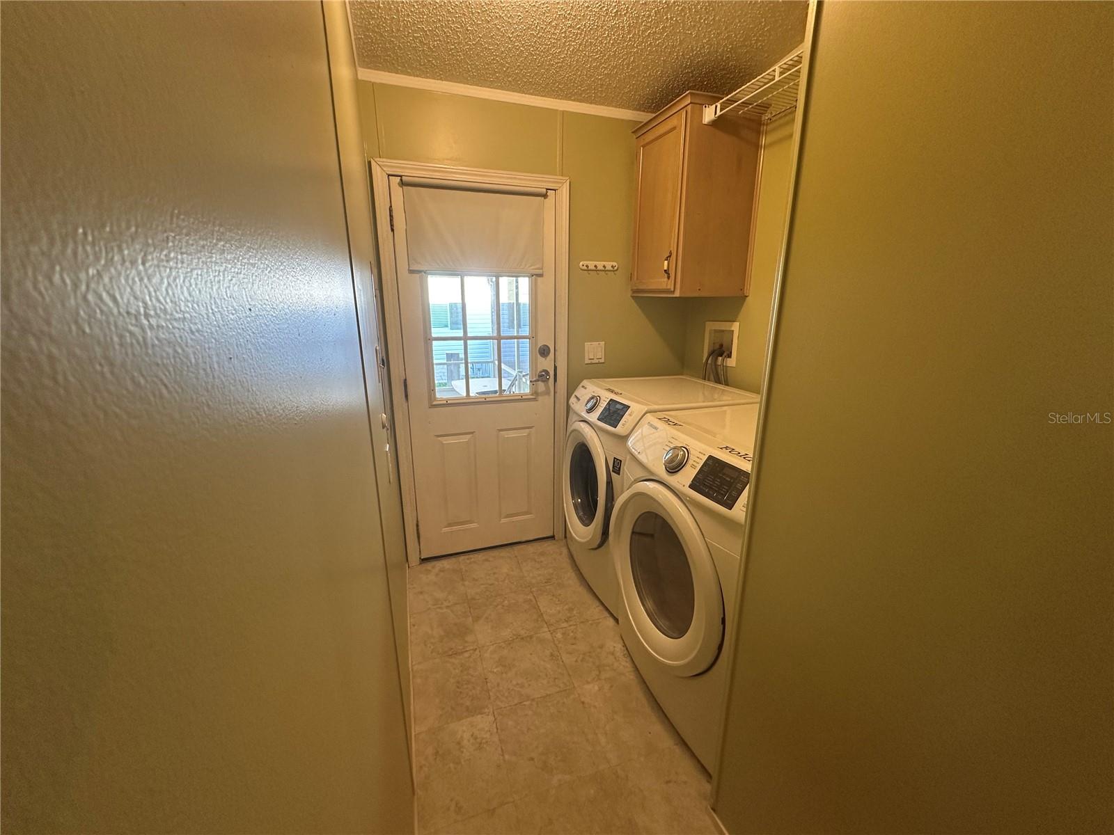 Image 17 of 44 For 306 Cypress Run Court