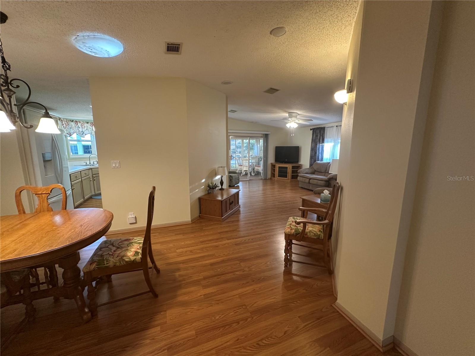 Image 19 of 44 For 306 Cypress Run Court