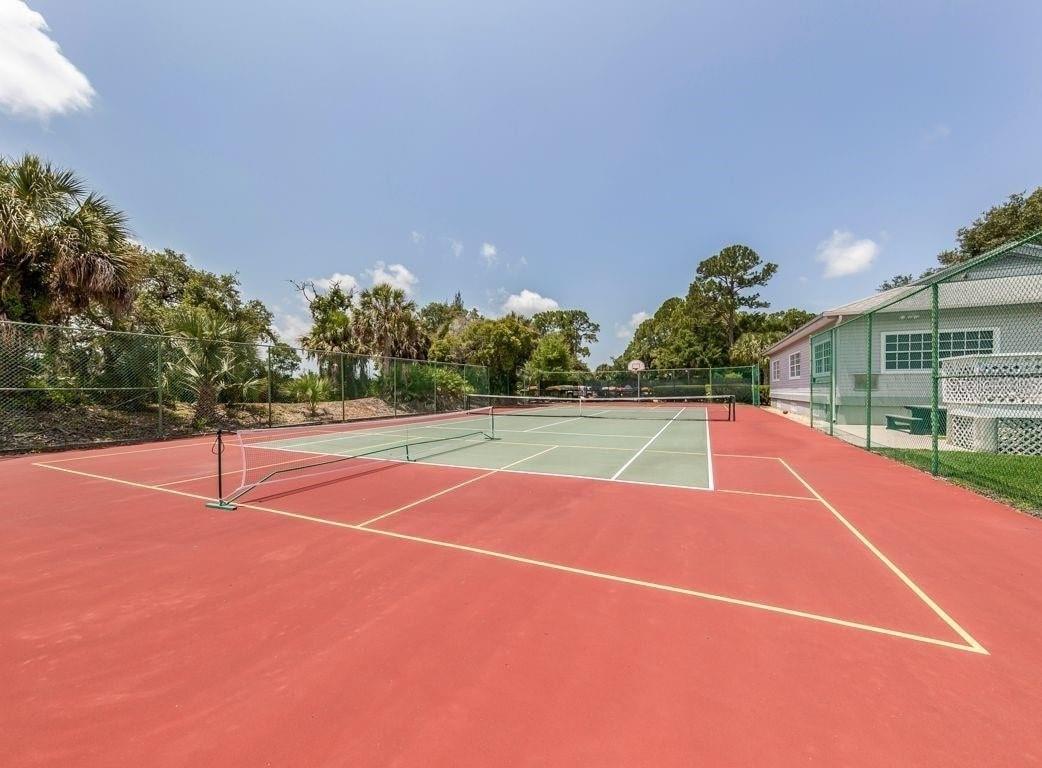 Image 42 of 44 For 306 Cypress Run Court