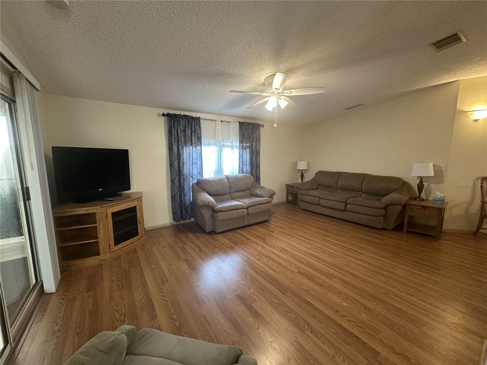 Image 5 of 44 For 306 Cypress Run Court