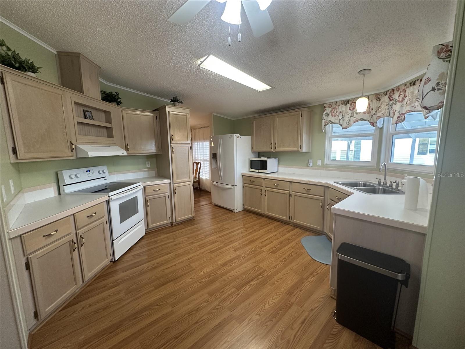 Image 8 of 44 For 306 Cypress Run Court