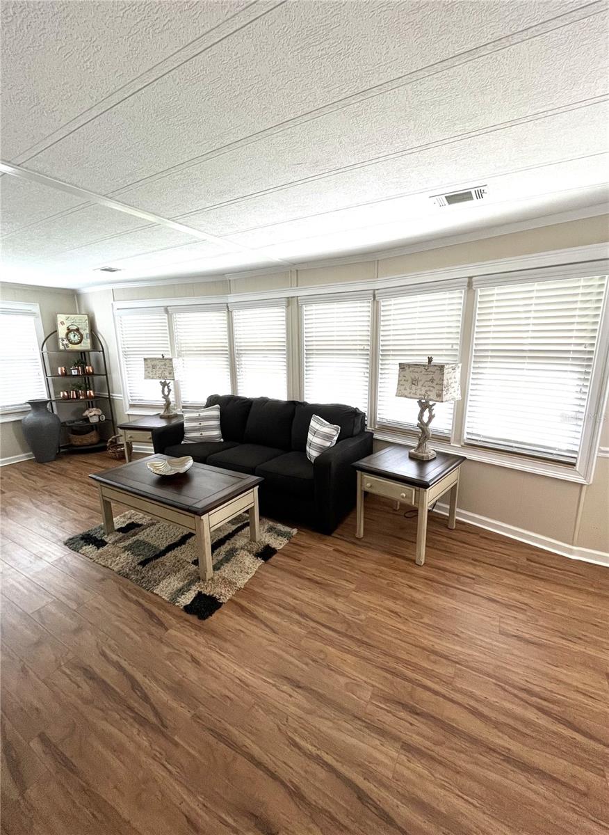 Image 12 of 42 For 154 Seaward Way