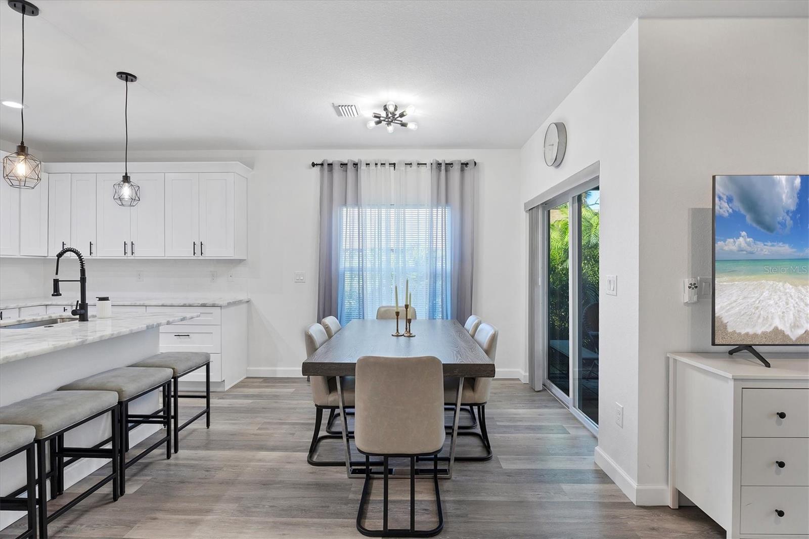 Image 39 of 59 For 357 Boundary Boulevard