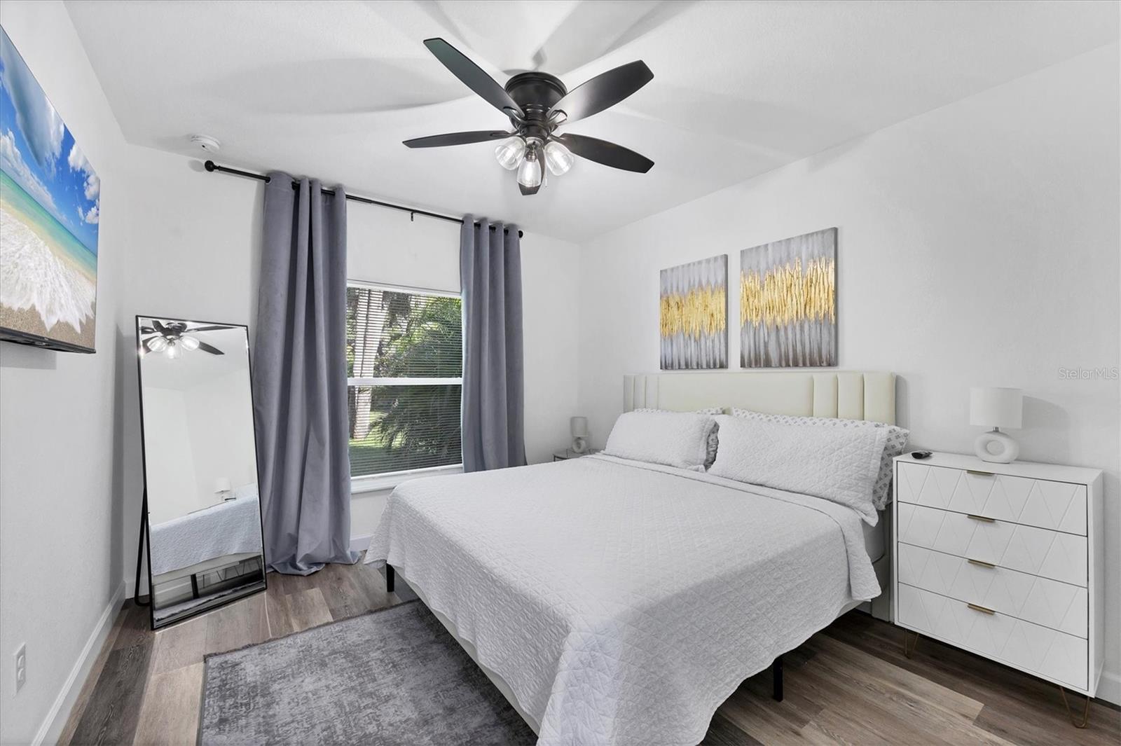 Image 40 of 59 For 357 Boundary Boulevard