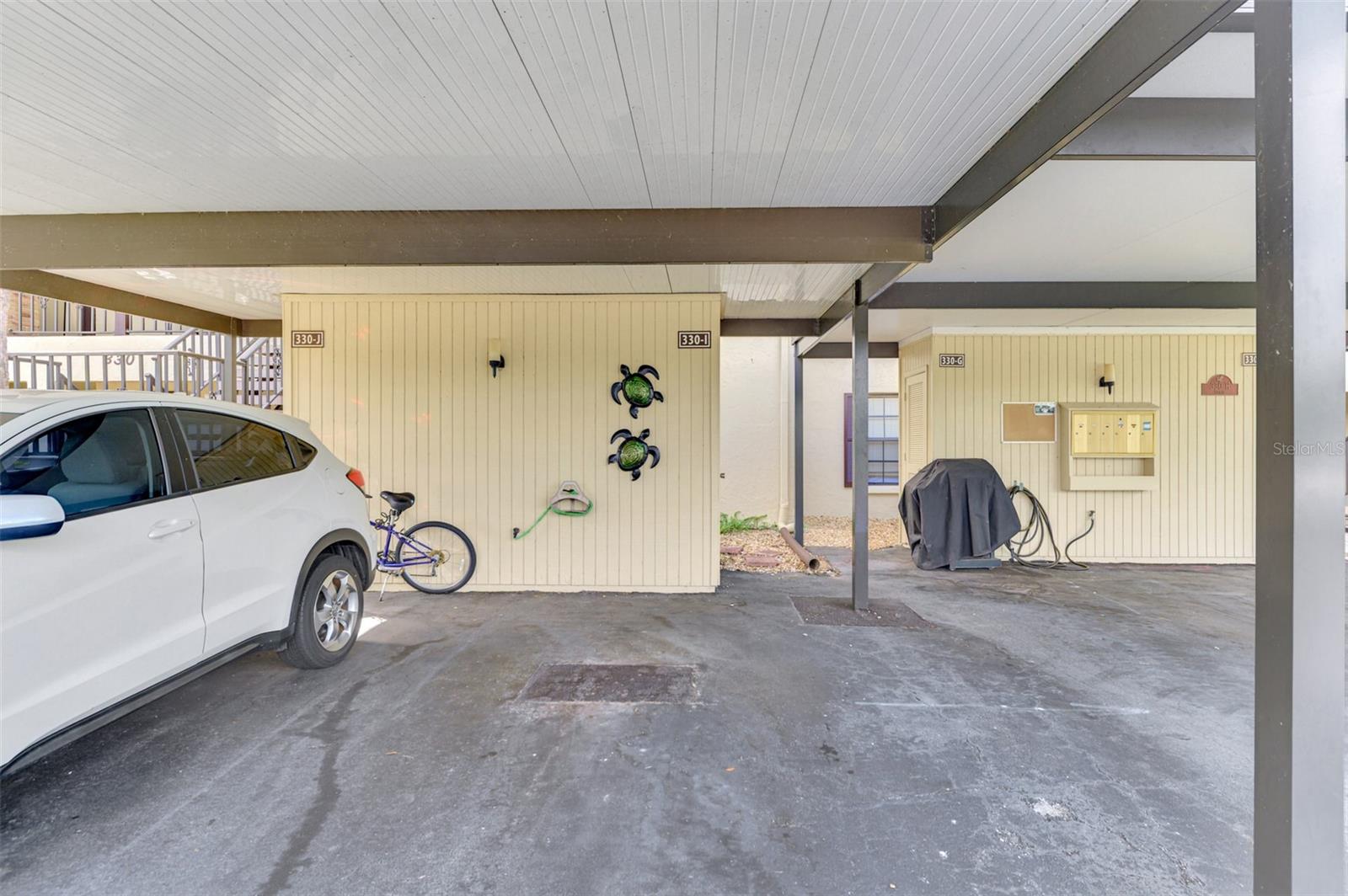 Image 26 of 58 For 330 Mission Trail N I