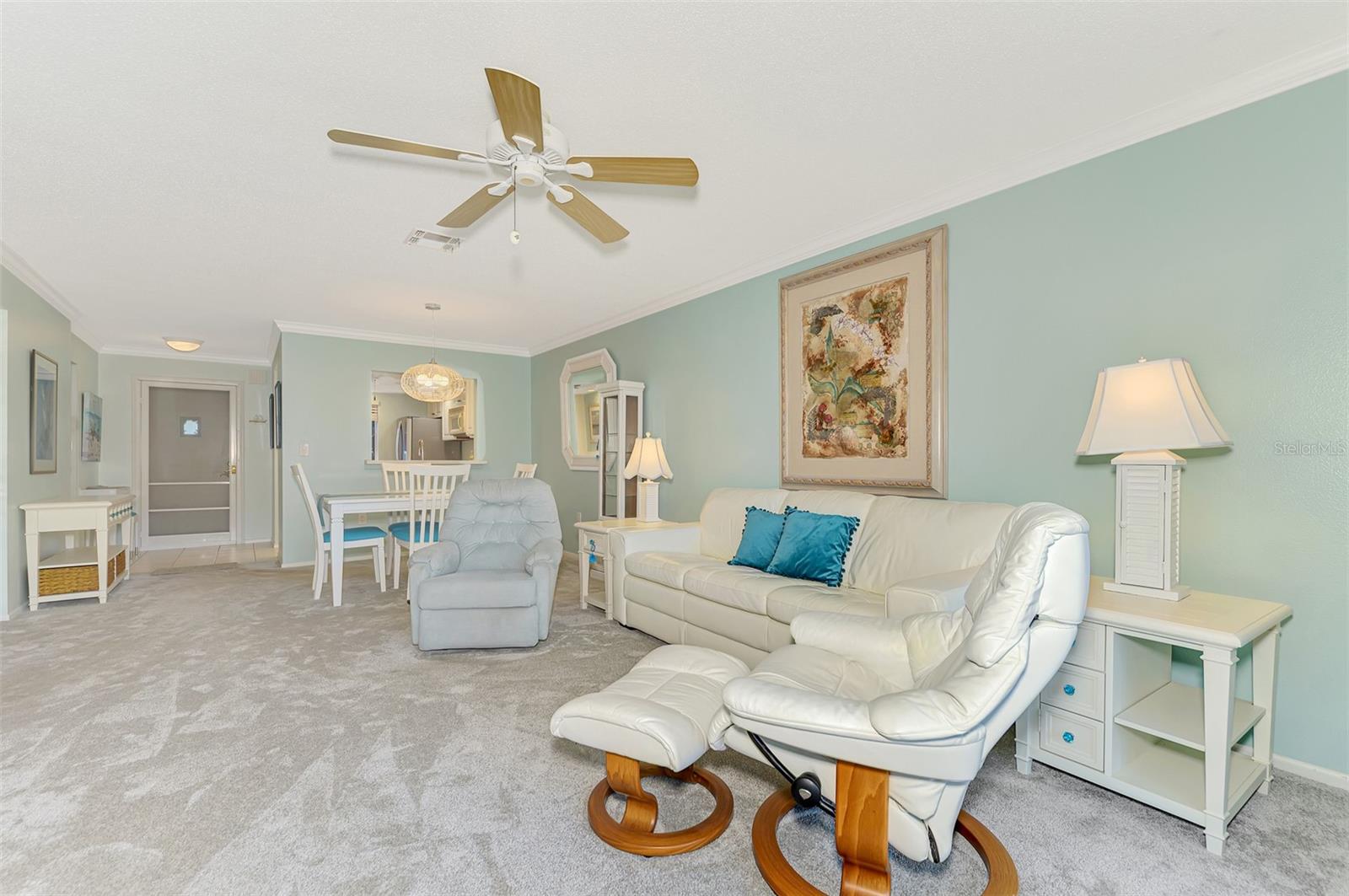 Image 33 of 58 For 330 Mission Trail N I