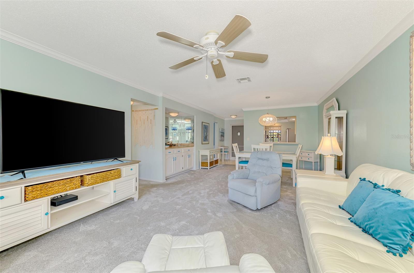 Image 34 of 58 For 330 Mission Trail N I