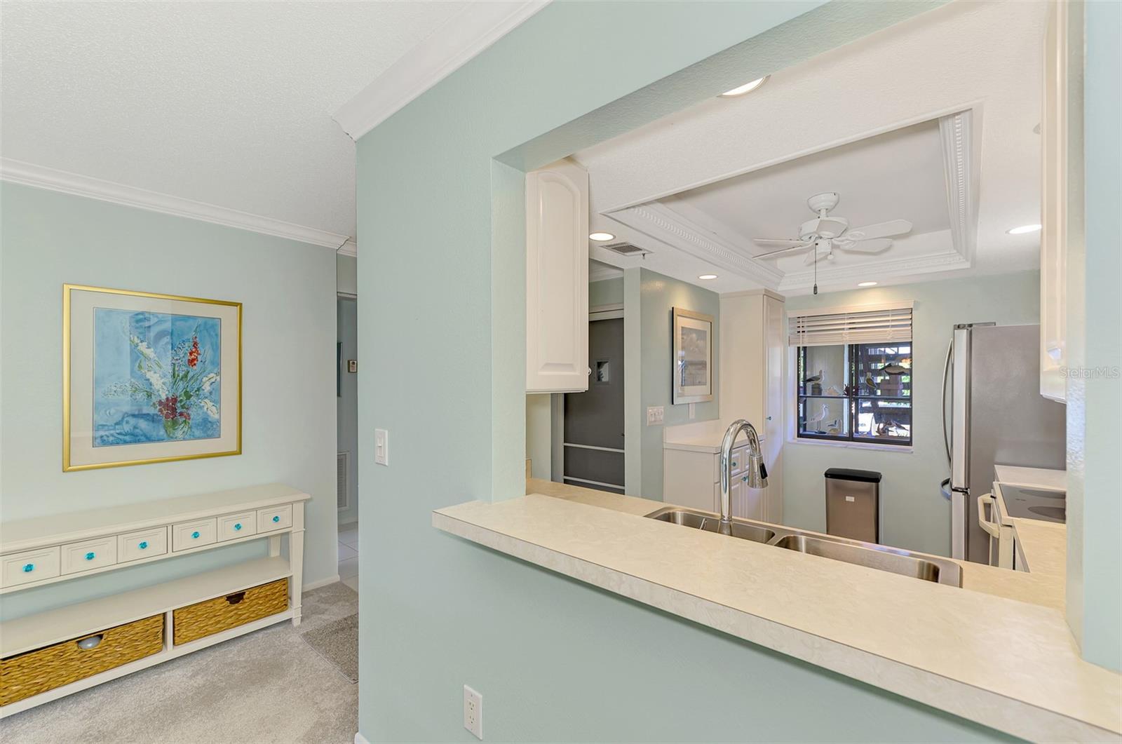 Image 37 of 58 For 330 Mission Trail N I