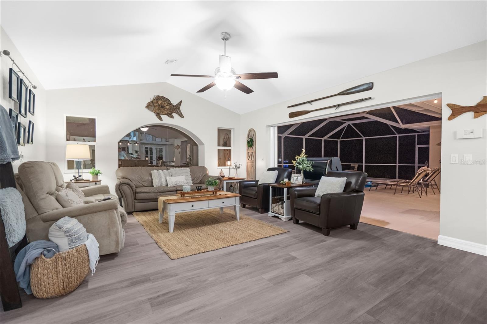 Image 11 of 47 For 1211 Cheshire