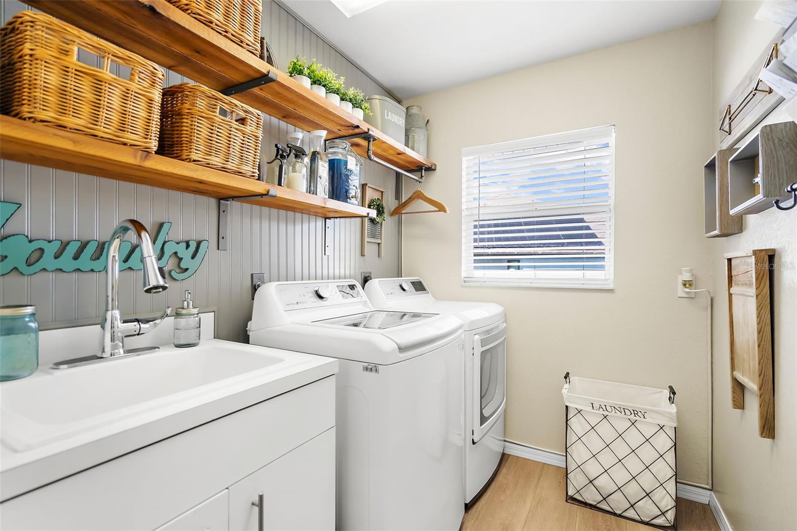 Image 32 of 47 For 1211 Cheshire