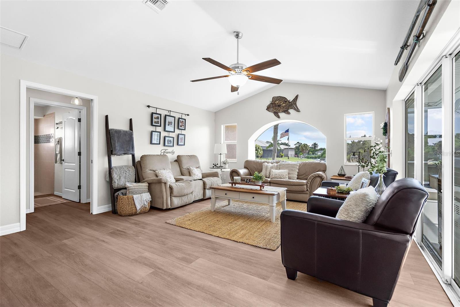 Image 6 of 47 For 1211 Cheshire