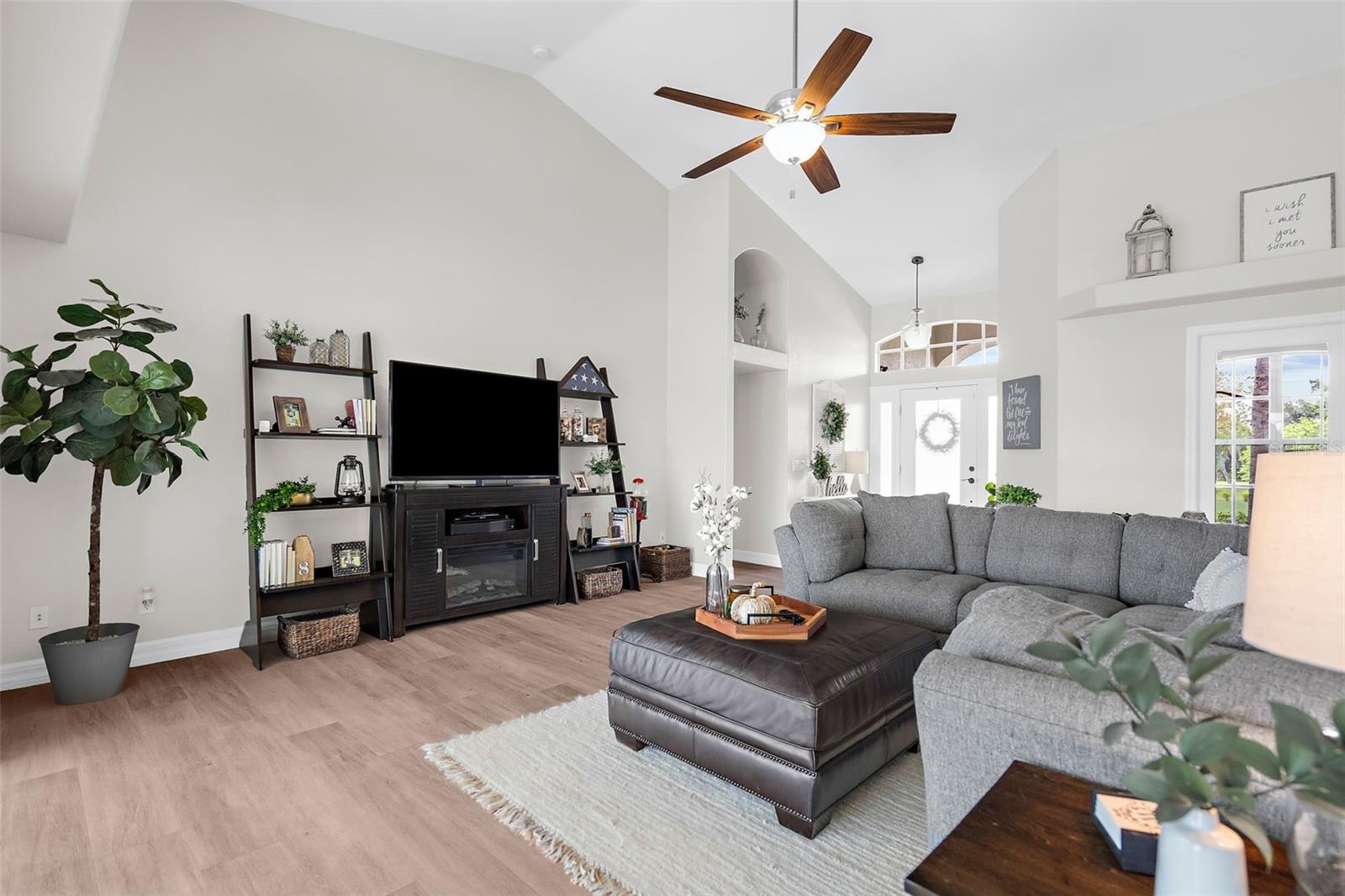 Image 8 of 47 For 1211 Cheshire