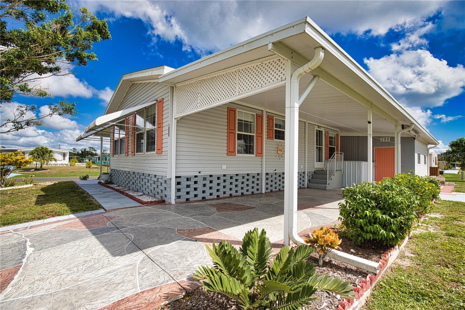 Image 2 of 42 For 1555 Sanderling Drive