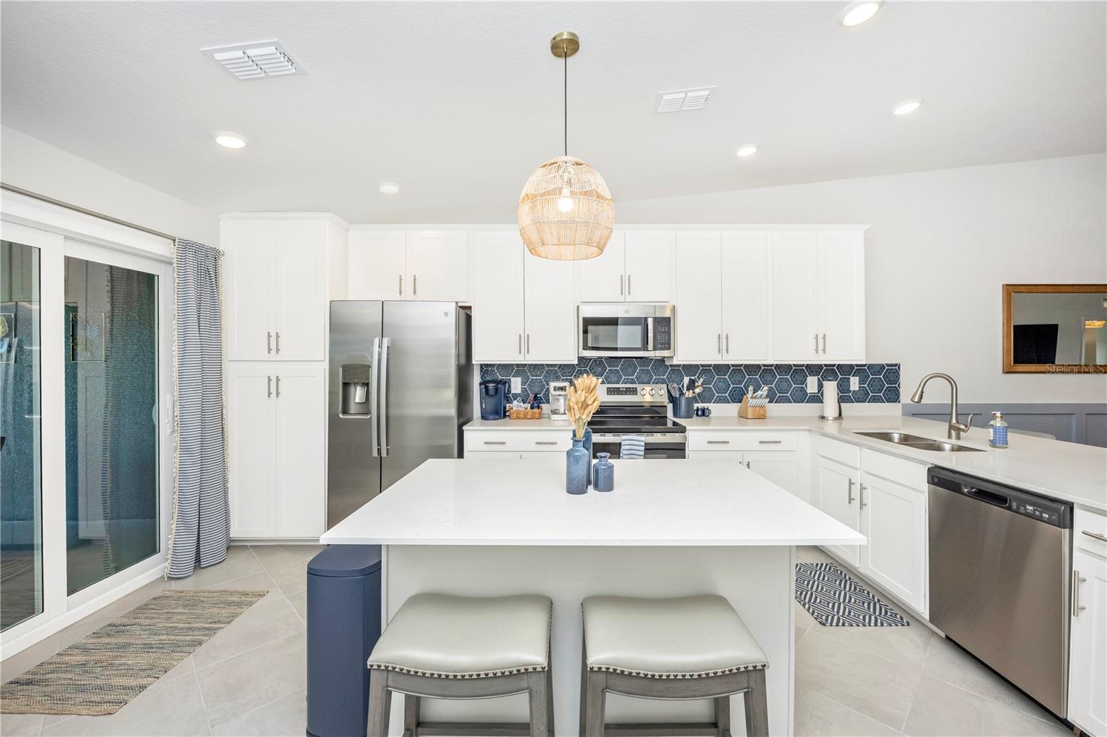 Image 10 of 99 For 17500 Opal Sand Court 207