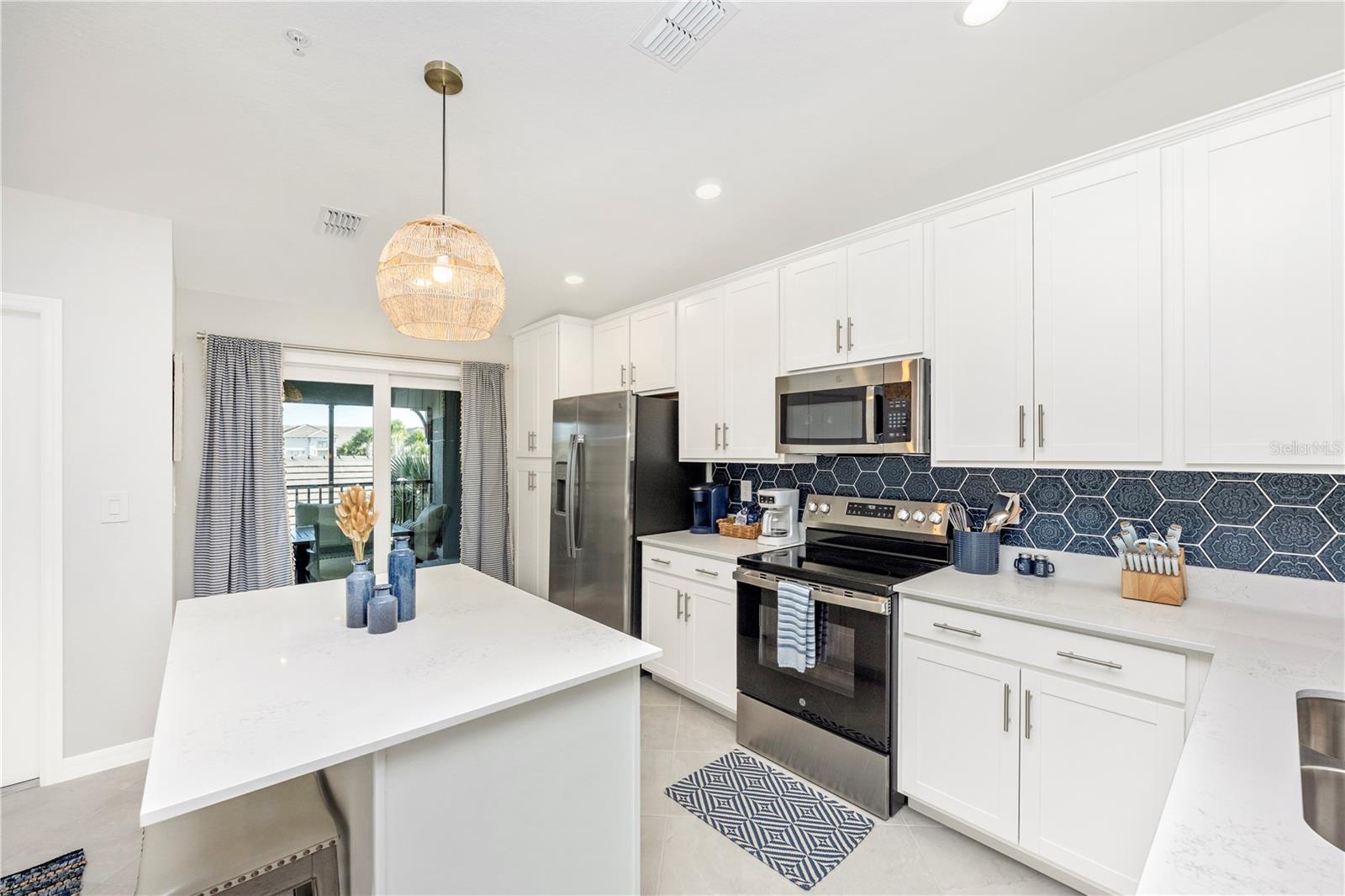 Image 11 of 99 For 17500 Opal Sand Court 207