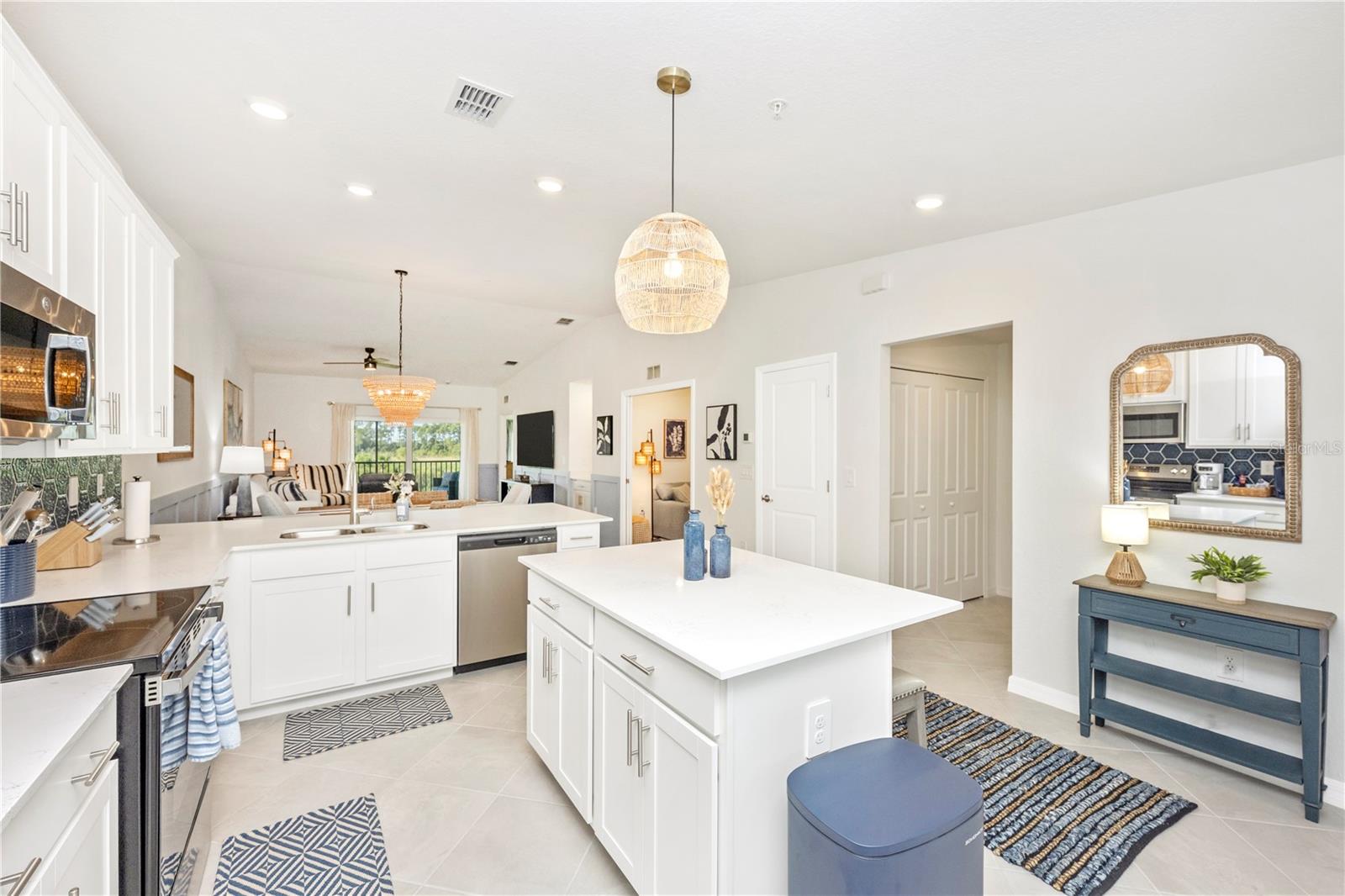 Image 13 of 99 For 17500 Opal Sand Court 207