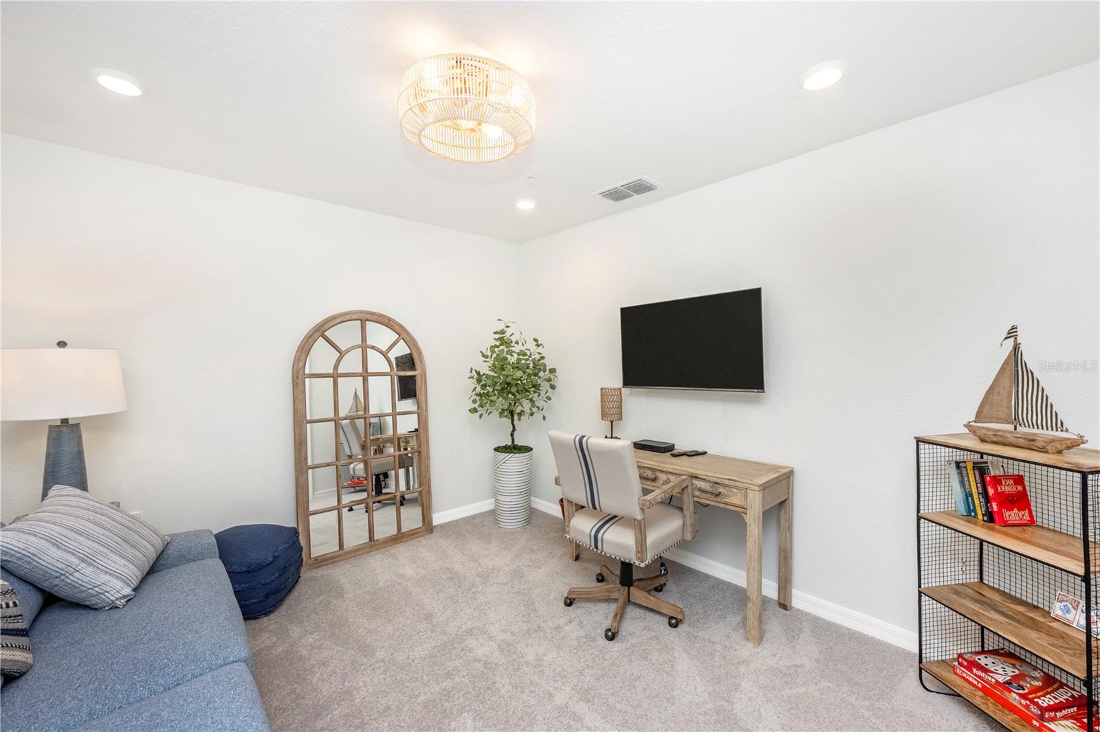 Image 37 of 99 For 17500 Opal Sand Court 207