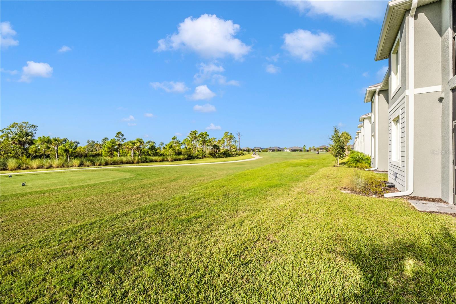 Image 49 of 99 For 17500 Opal Sand Court 207