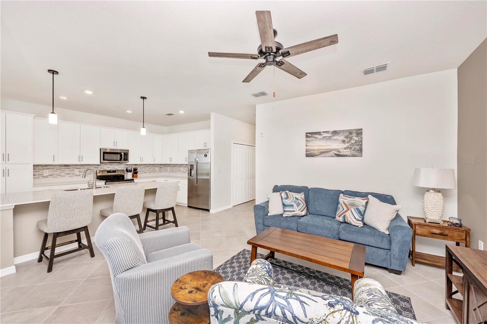 Image 19 of 97 For 17655 Opal Sand Drive 402