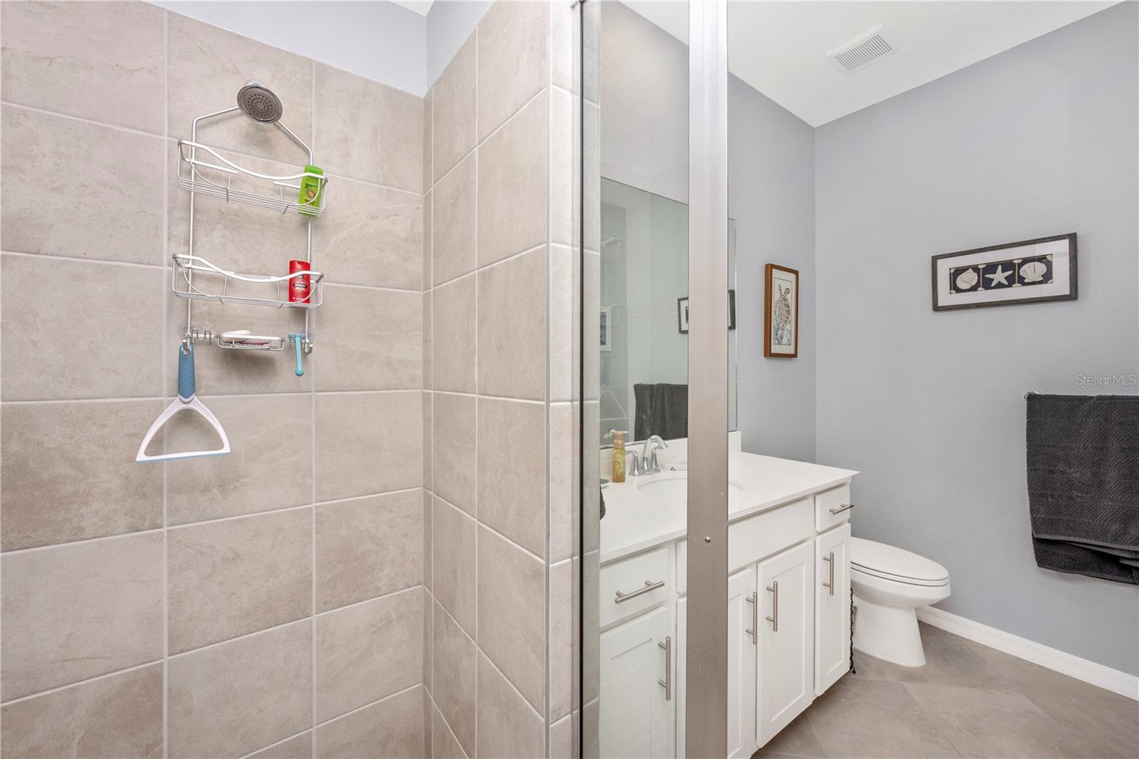 Image 28 of 97 For 17655 Opal Sand Drive 402