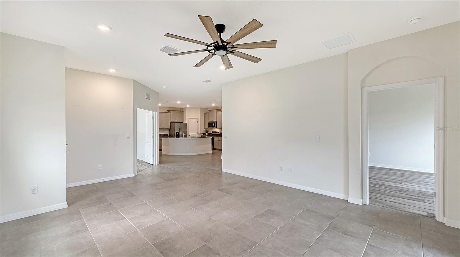 Image 11 of 55 For 532 157th Court E