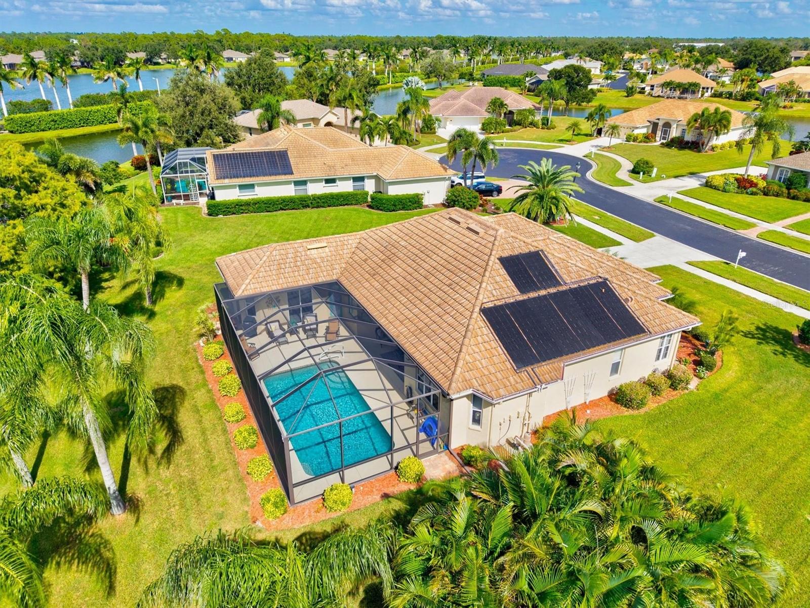 Image 62 of 84 For 210 Lake Victoria Court