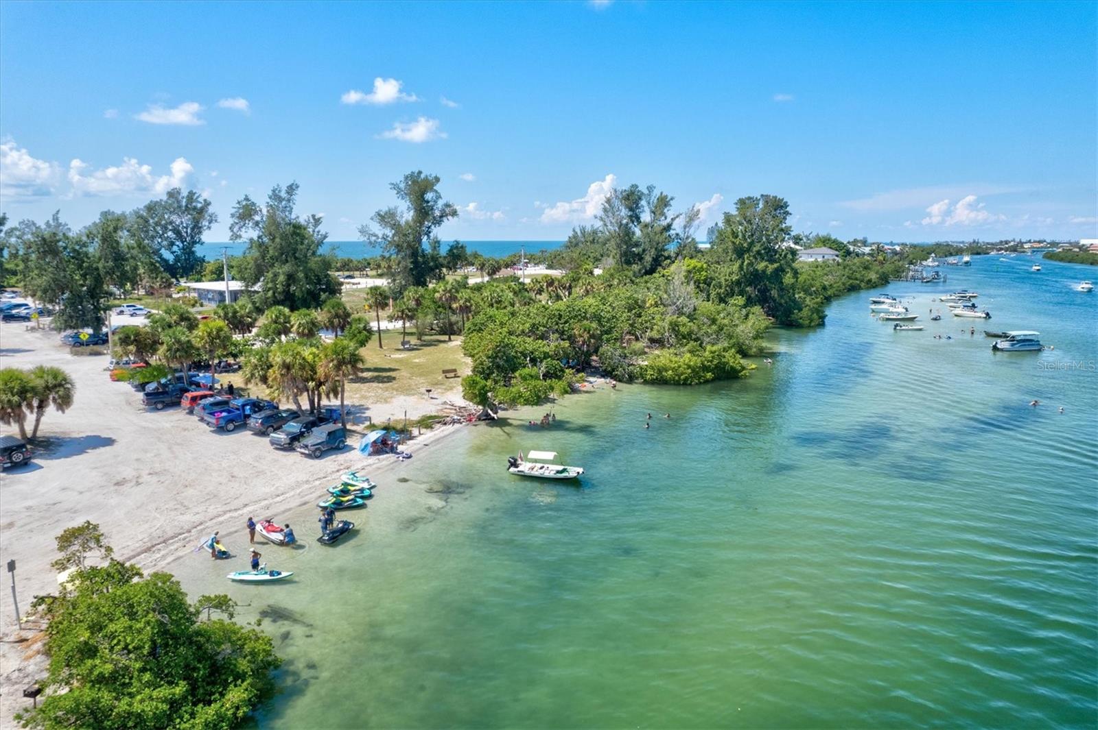 Image 79 of 84 For 210 Lake Victoria Court