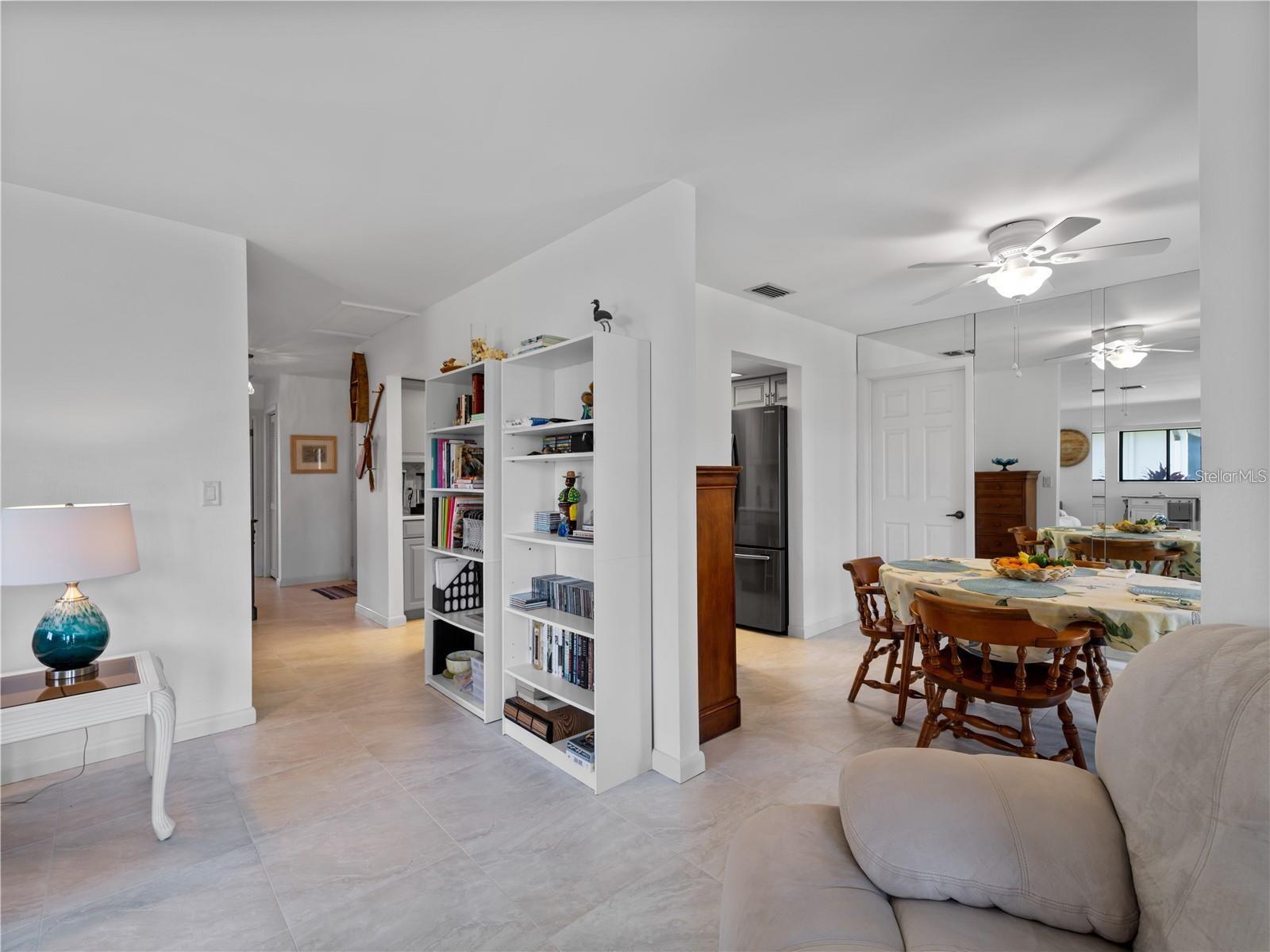 Image 11 of 55 For 1708 Lakeside Drive 1710b