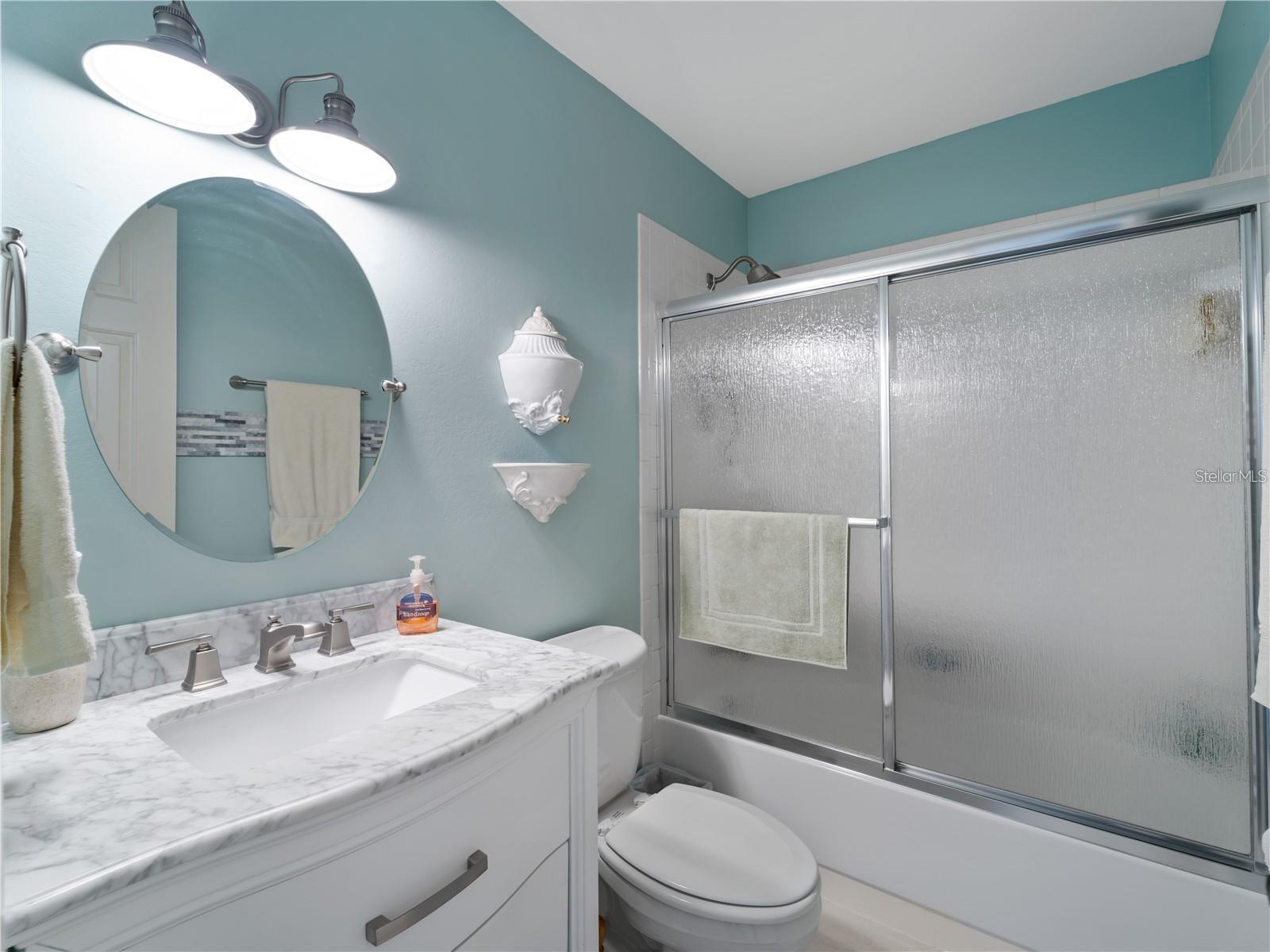 Image 14 of 55 For 1708 Lakeside Drive 1710b