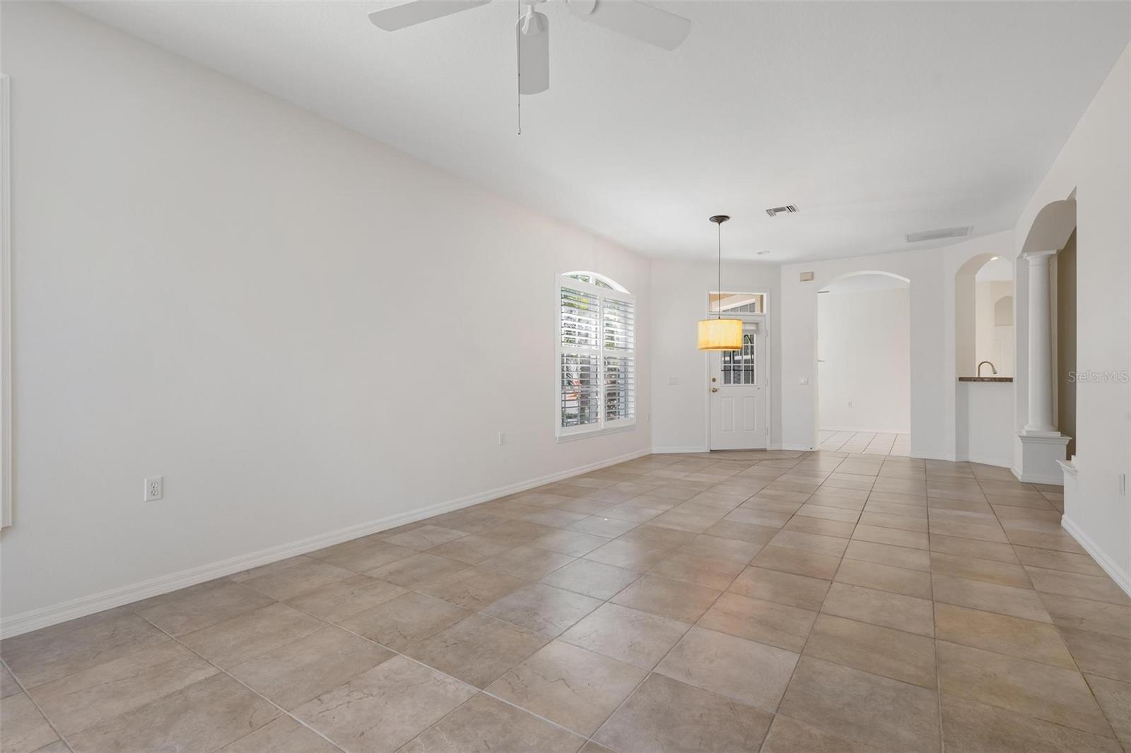 Image 9 of 83 For 1823 San Trovaso Way