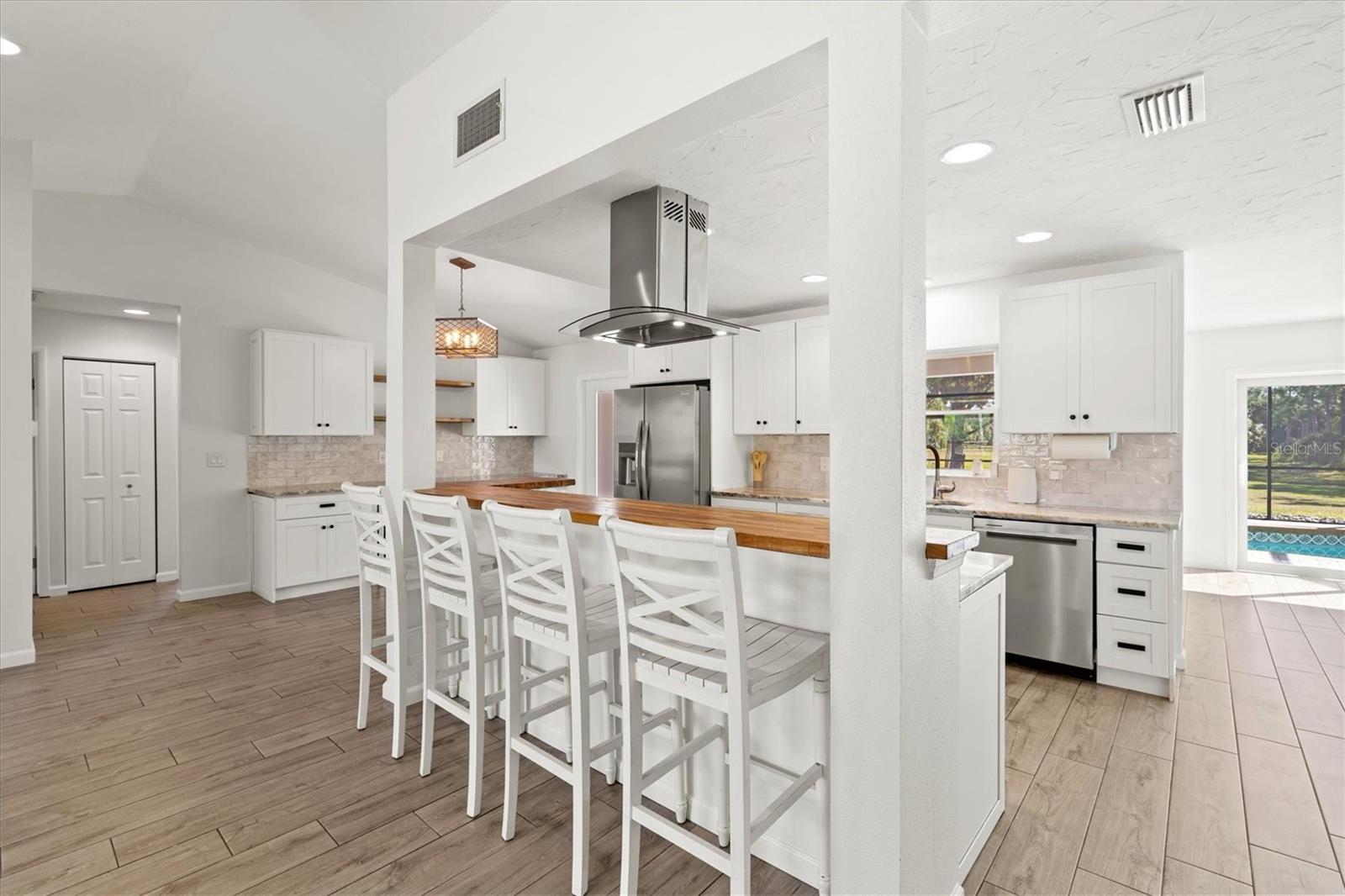 Image 17 of 96 For 7131 Saddle Creek Circle