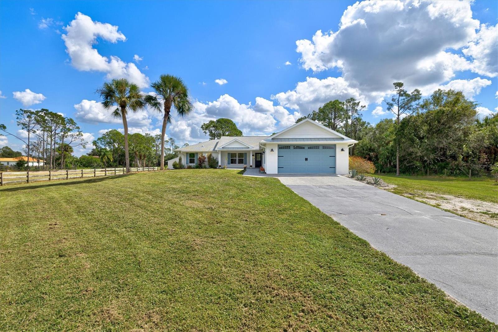 Image 8 of 96 For 7131 Saddle Creek Circle