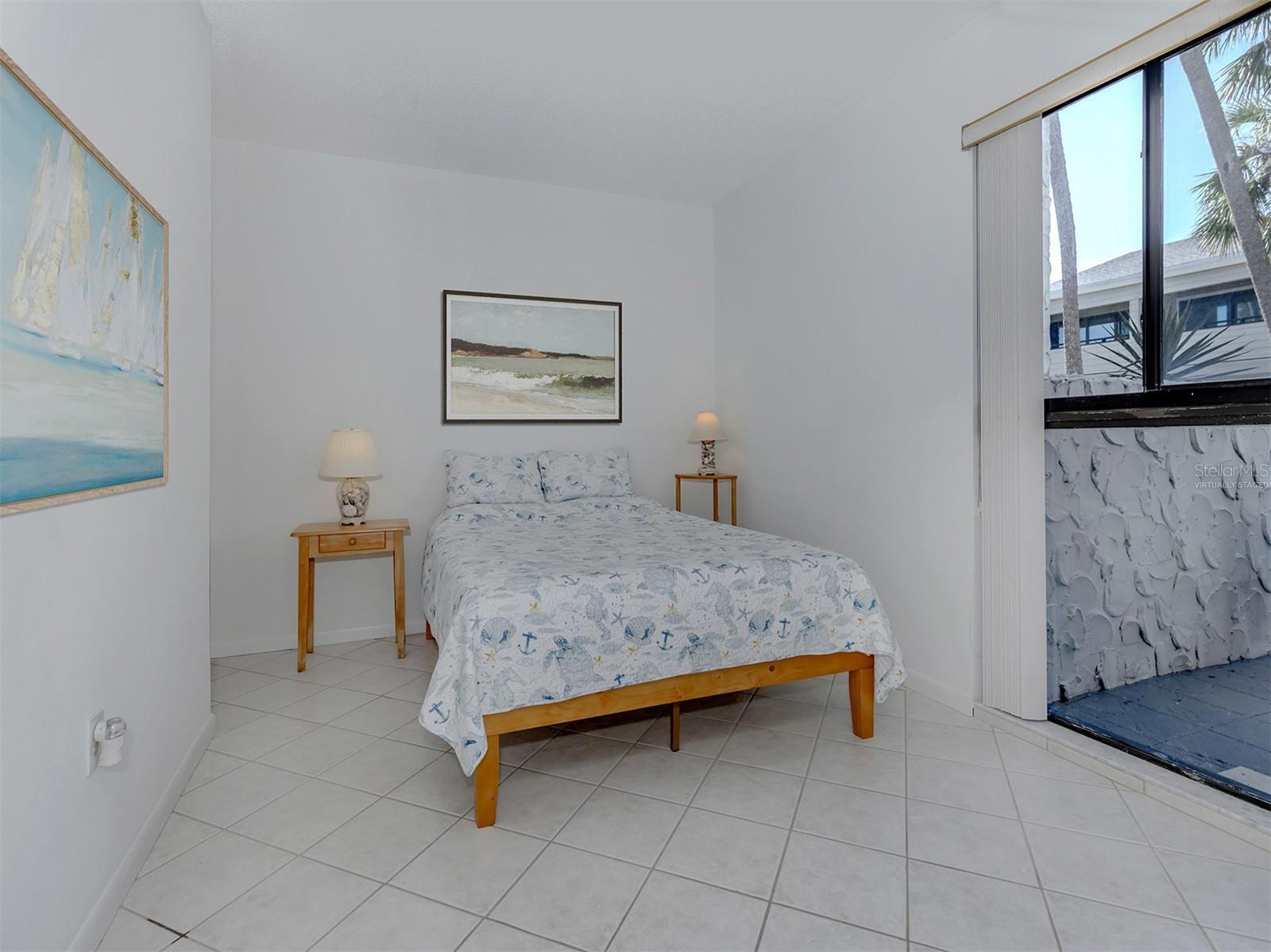 Image 14 of 56 For 1555 Tarpon Center Drive 131