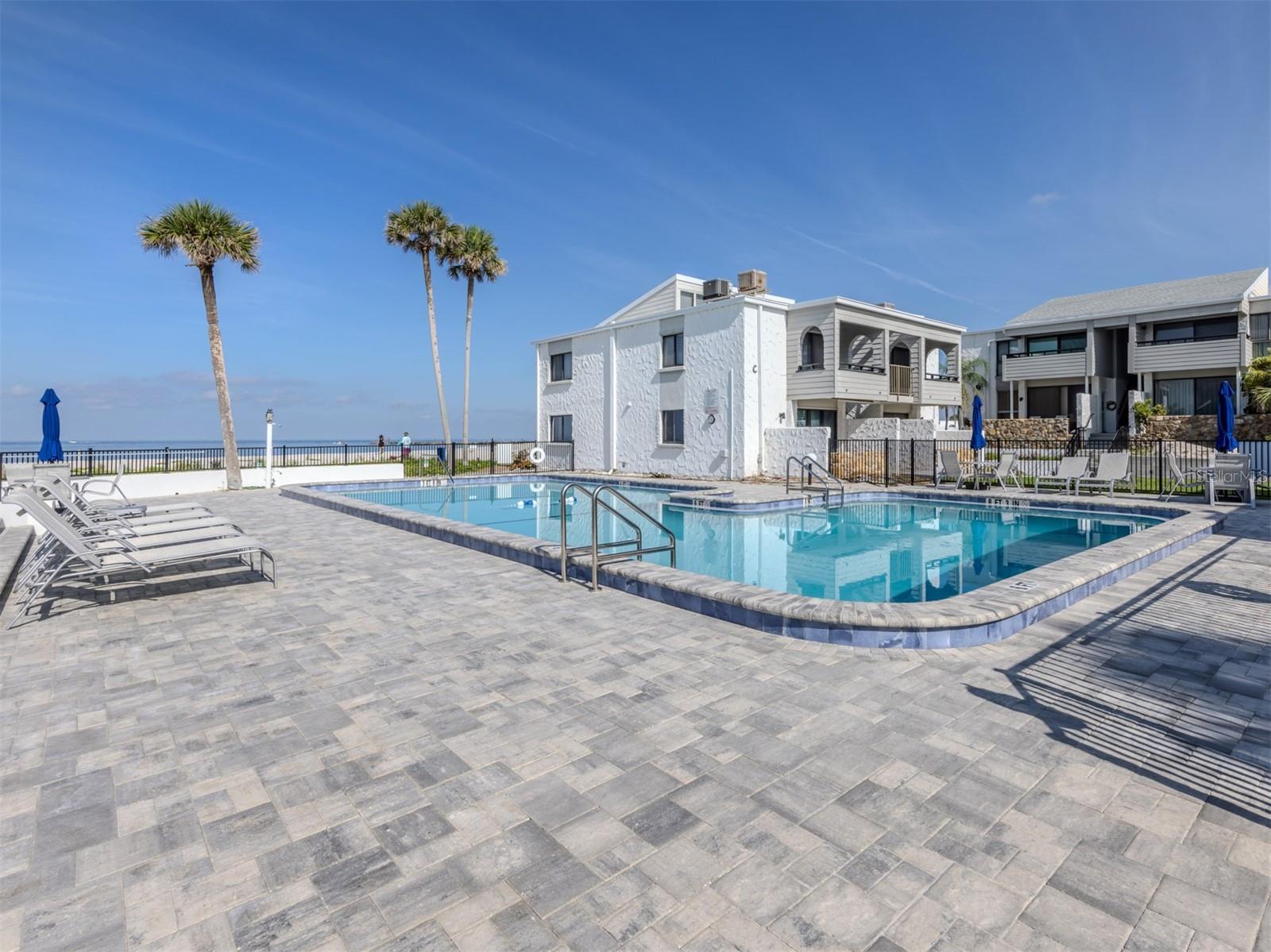 Image 32 of 56 For 1555 Tarpon Center Drive 131