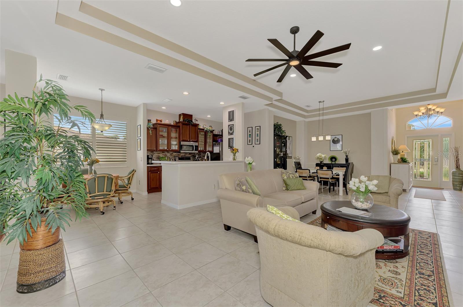 Image 16 of 55 For 11584 Dancing River Drive