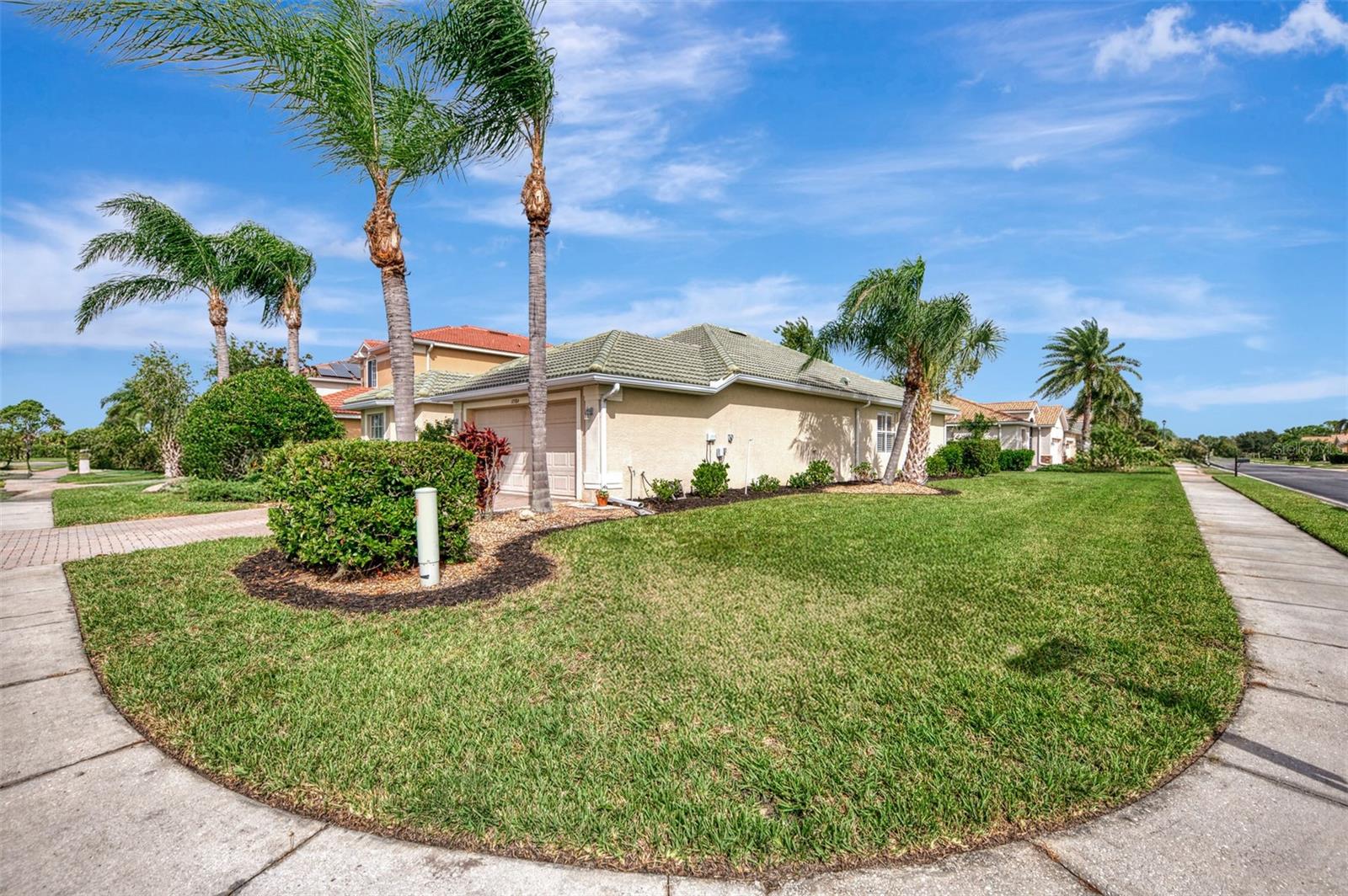 Image 3 of 55 For 11584 Dancing River Drive