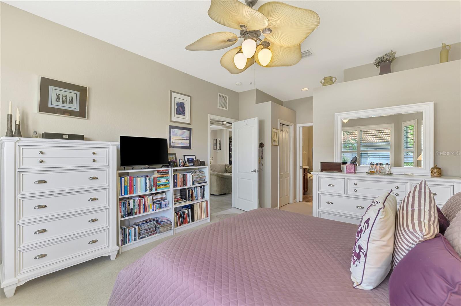 Image 36 of 55 For 11584 Dancing River Drive