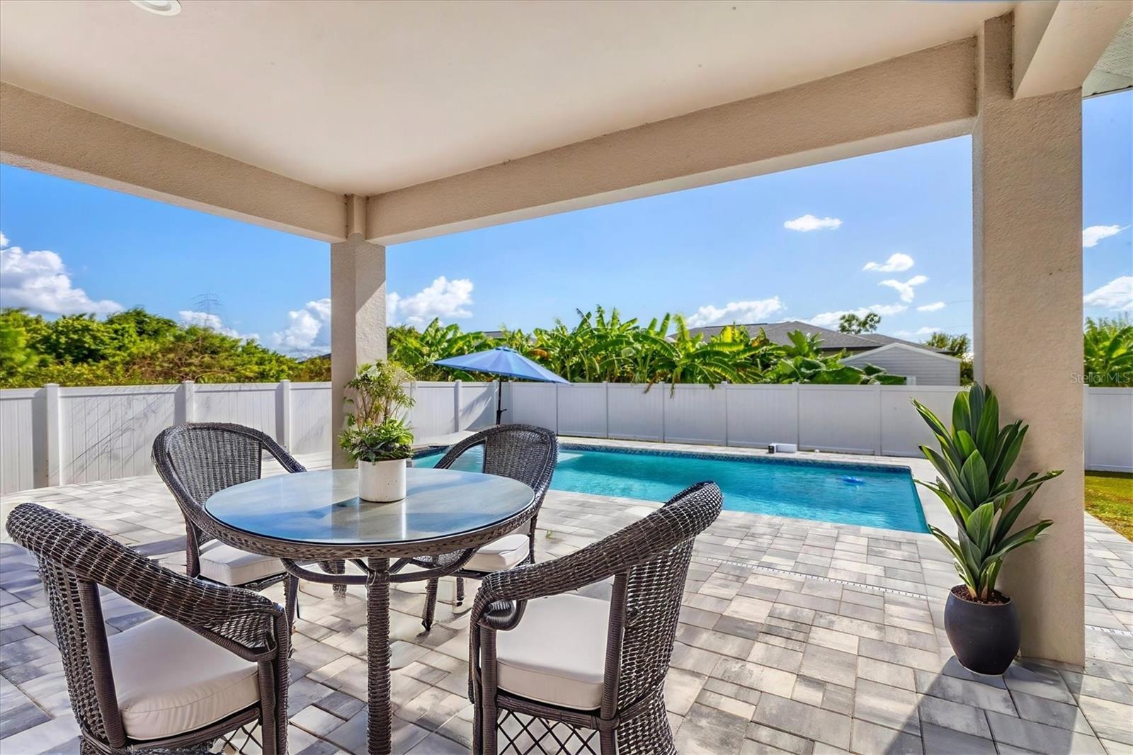 Image 27 of 55 For 14065 Paris Lane