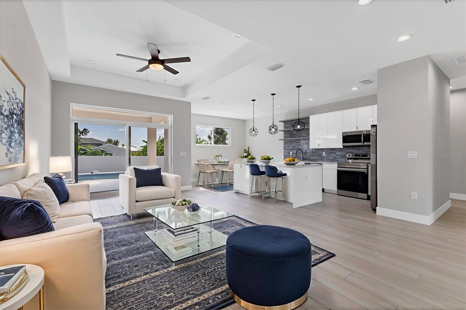 Image 7 of 55 For 14065 Paris Lane