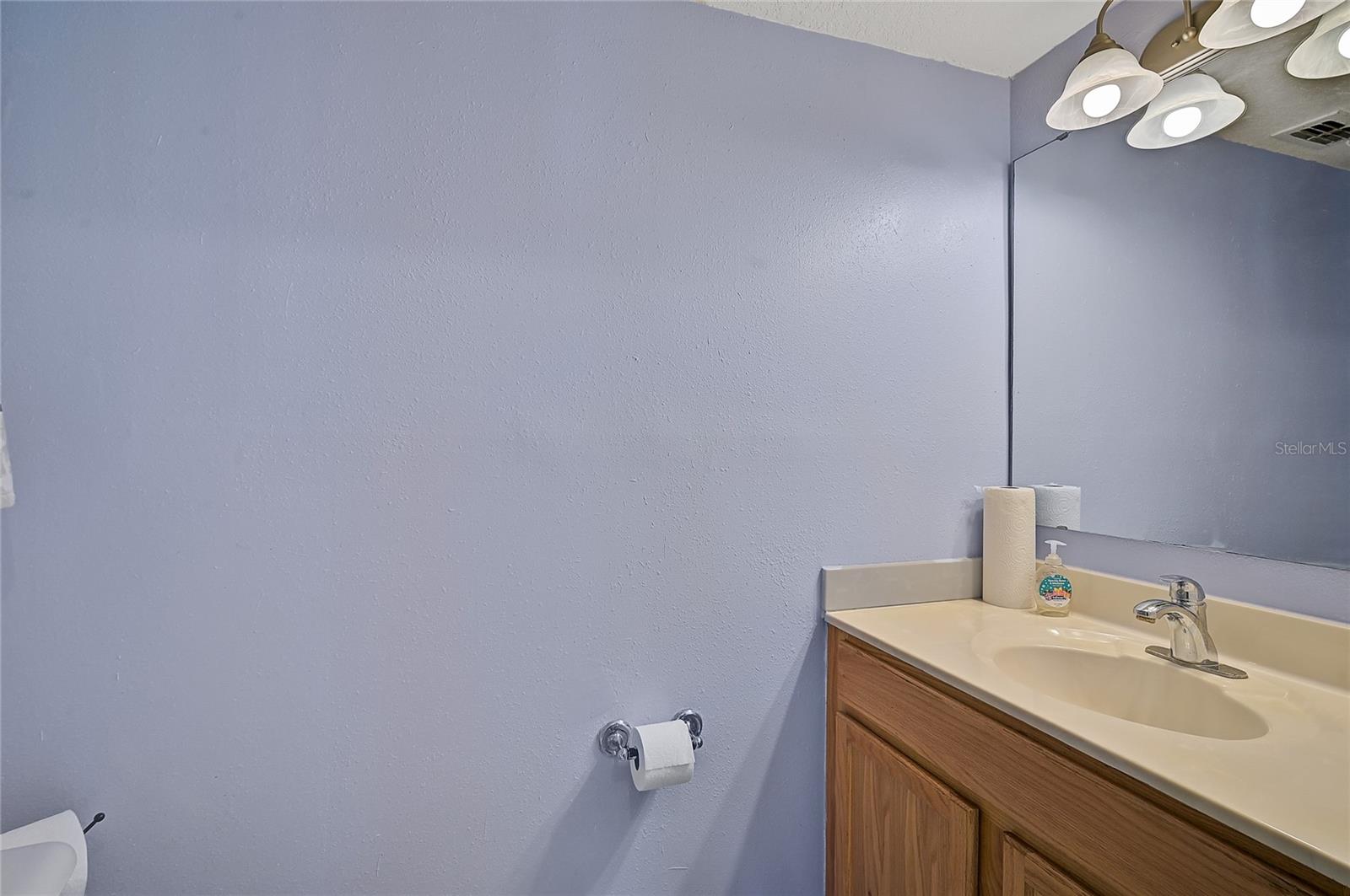Image 15 of 40 For 2343 Cincinnati Street
