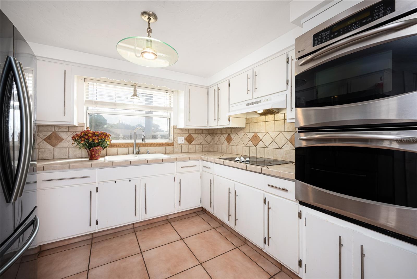 Image 3 of 31 For 2920 Mcintosh Road
