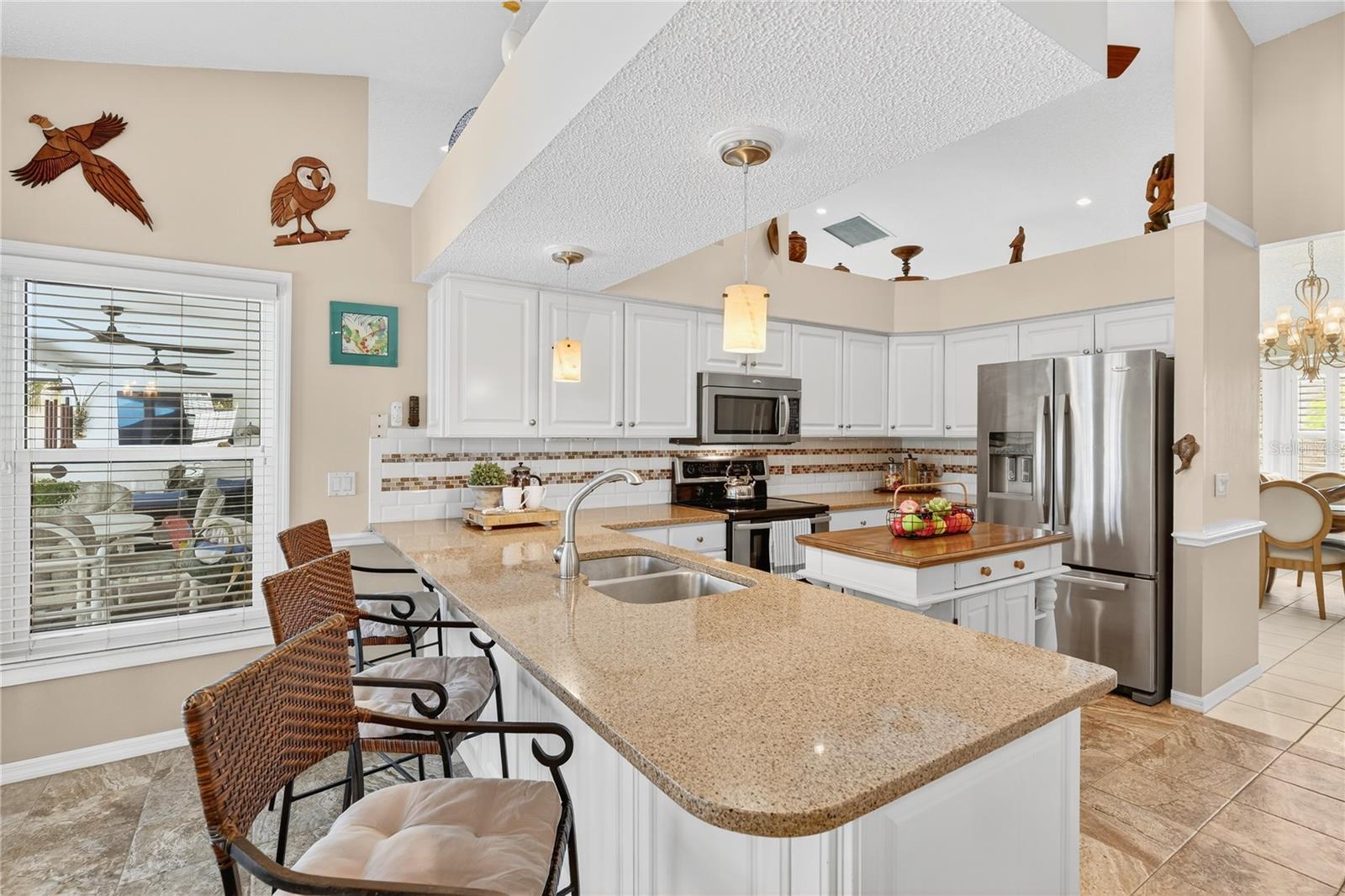 Image 12 of 47 For 319 Oakwood Circle