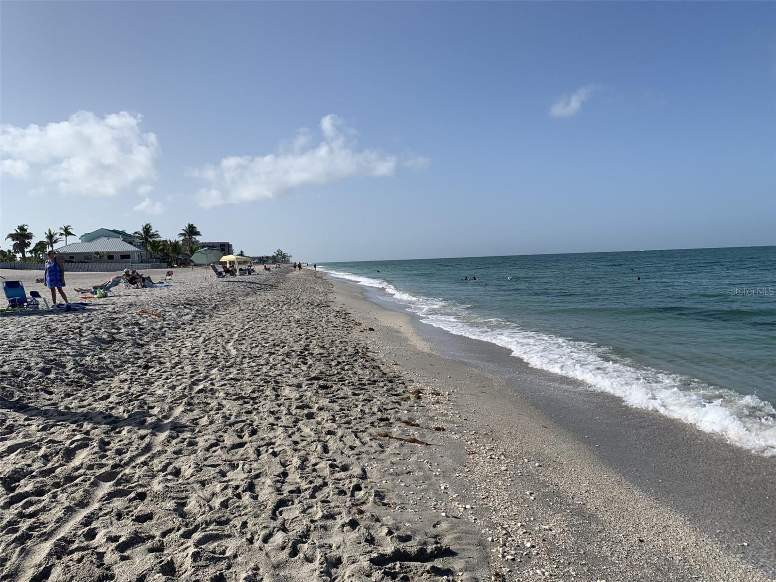 Image 48 of 59 For 319 Oakwood Circle