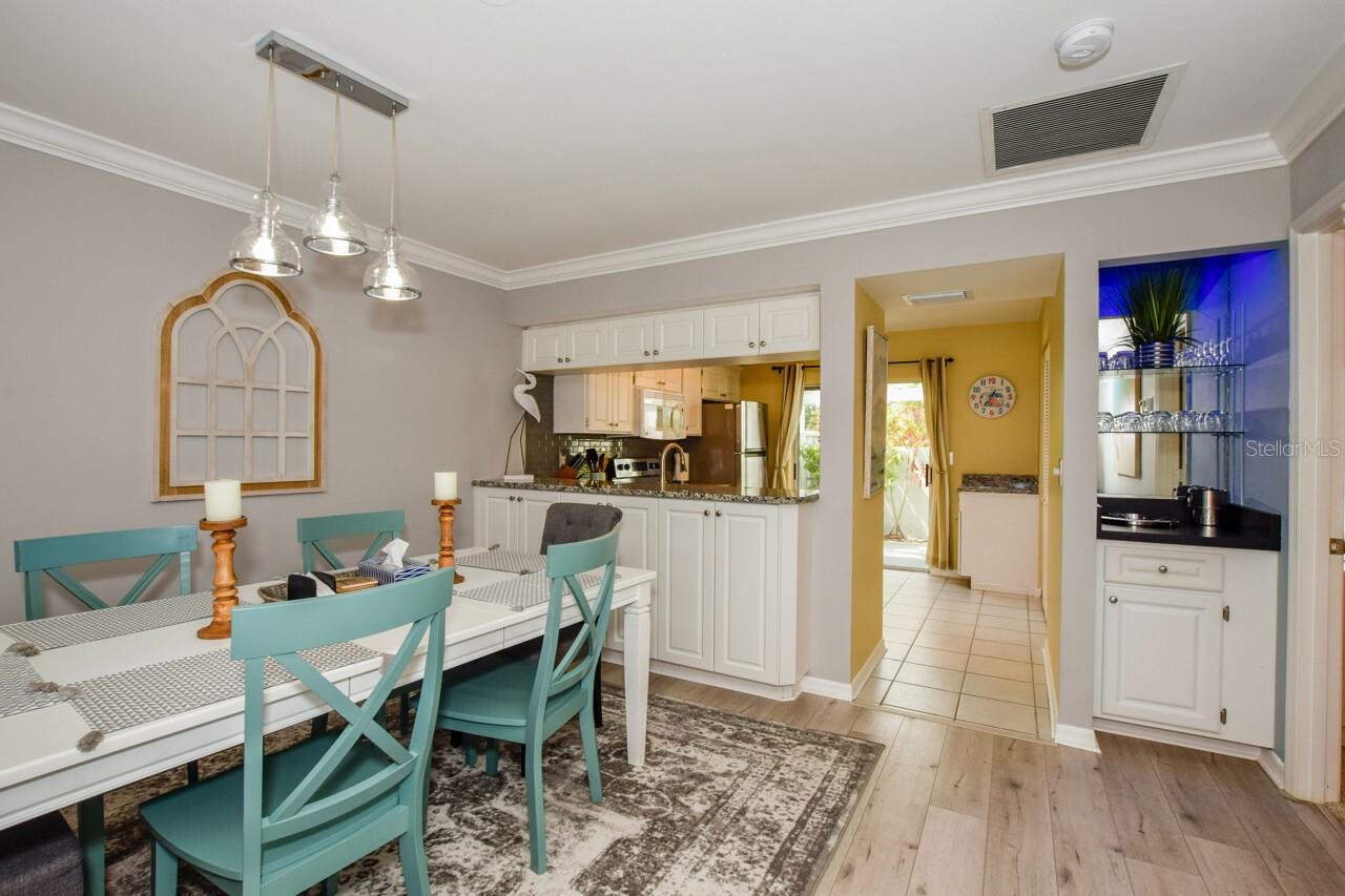 Image 12 of 63 For 208 Cerromar Way S 26