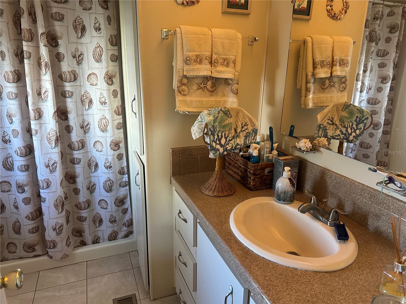 Image 10 of 27 For 5800 Forsythia Road