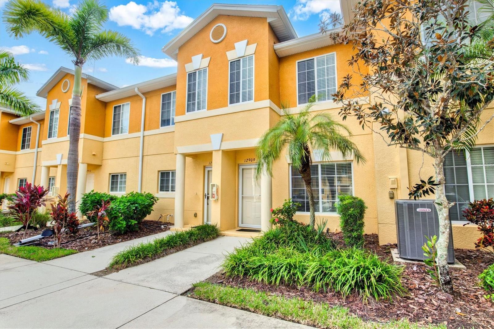 Image 5 of 84 For 12909 Tigers Eye Drive