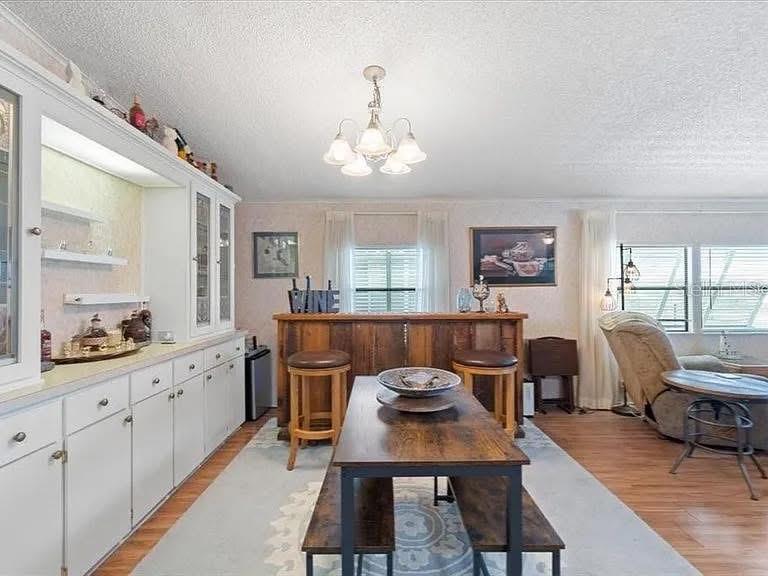 Image 13 of 45 For 121 Bermuda Way