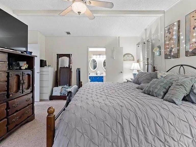 Image 22 of 45 For 121 Bermuda Way